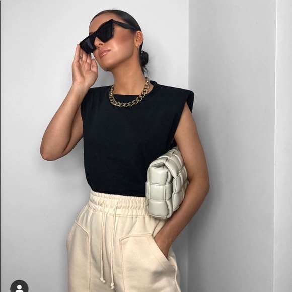 ZARA SHOULDER PAD SHIRT TOP BLACK Muscle Tee